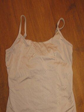 New York & Co Women's Small Beige Undershirt Cami Spaghetti Strap Tank Top